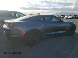2021 Chevrolet Camaro 1LS z VIN 1G1FB1RX6M0137372, wystawiony jako Copart lot #43412985 z przebiegiem 33 103 mil mil oraz Szkoda całkowita • Salvage title. Historia ofert i sprzedaży dostępna na DreamBid. Obrazek 3.