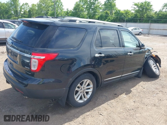 2011 Ford Explorer XLT z VIN 1FMHK8D80BGA27264, wystawiony jako IAAI lot #42296663 z przebiegiem 173 468 mil mil oraz . Historia ofert i sprzedaży dostępna na DreamBid. Obrazek 4.