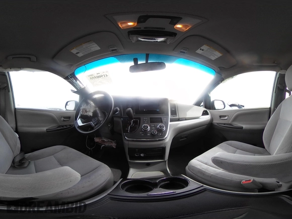 2015 Toyota Sienna LE AAS with VIN 5TDKK3DC6FS627672, listed as a IAAI auction lot 41900555 with 205,111 mi miles. Bid and sale history available at carsss.com. Image 18.
