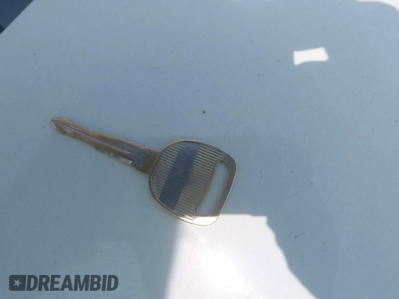 2002 Saturn SL с VIN 1G8ZK52732Z222128, выставлен на аукционе IAAI как лот 42476981 с пробегом 165 454 миль миль и . История ставок и продаж доступна на DreamBid. Изображение 11.