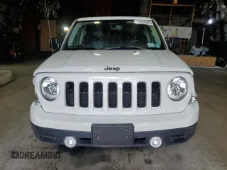 2015 Jeep Patriot High Altitude with VIN 1C4NJRFB2FD436169, listed as a Copart auction lot 52825645 with 70,743 mi miles and Salvage Title. Bid and sale history available at carsss.com. Image 5.