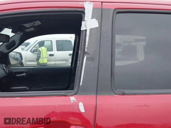 2022 Toyota Tacoma SR5 с VIN 3TMBZ5DN5NM036496, выставлен на аукционе IAAI как лот 42489009 с пробегом 62 001 миль миль и . История ставок и продаж доступна на DreamBid. Изображение 11.