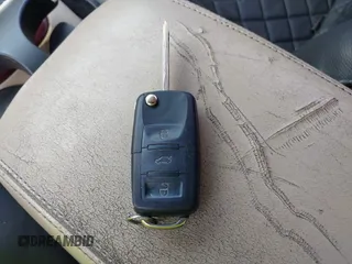 2004 Lexus ES 350 z VIN JTHBA30G945024860, wystawiony jako IAAI lot #42424238 z przebiegiem 150 991 mil mil oraz . Historia ofert i sprzedaży dostępna na DreamBid. Obrazek 11.