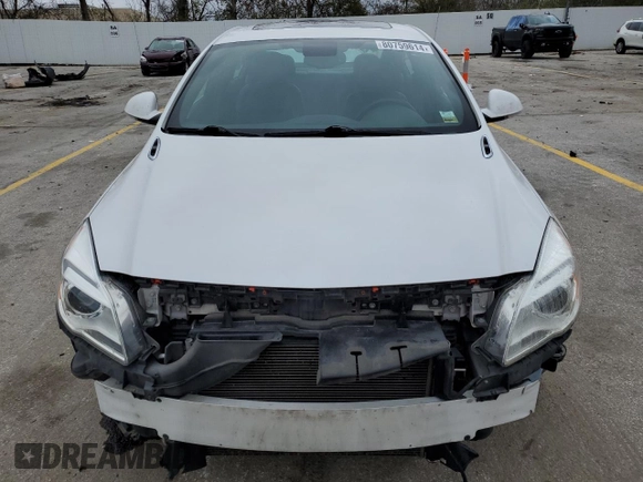 2017 Buick Regal GS with VIN 2G4GT5GX4H9135713, listed as a Copart auction lot 80759614 with 98,998 mi miles and Salvage title. Bid and sale history available at DreamBid. Image 5.