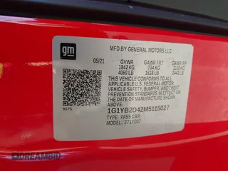 2021 Chevrolet Corvette 2LT with VIN 1G1YB2D42M5115027, listed as a IAAI auction lot 41484177 with 17,268 mi miles. Bid and sale history available at carsss.com. Image 9.