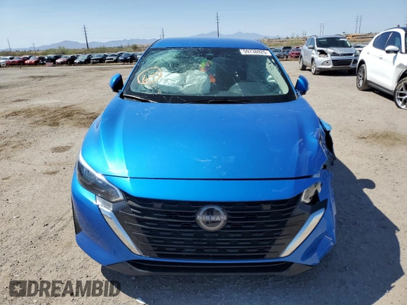 2024 Nissan Sentra SV z VIN 3N1AB8CV4RY388943, wystawiony jako Copart lot #59738925 z przebiegiem 7 596 mil mil oraz Szkoda całkowita • Salvage title. Historia ofert i sprzedaży dostępna na DreamBid. Obrazek 5.