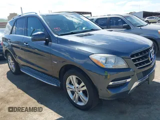 2012 Mercedes-Benz M with VIN 4JGDA5HB6CA044757, listed as a IAAI auction lot 41858601 with 135,943 mi miles. Bid and sale history available at carsss.com. Image 1.
