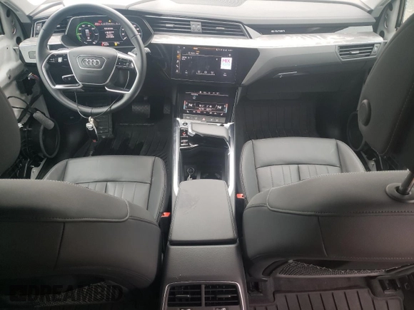 2022 Audi e-tron Premium with VIN WA1AAAGE2NB014917, listed as a Copart auction lot 50104223 with 25,123 mi miles. Bid and sale history available at carsss.com. Image 8.