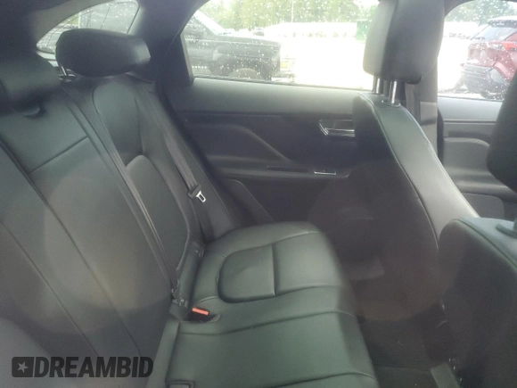 2017 Jaguar F-Pace 35t Premium with VIN SADCJ2BV3HA883472, listed as a Copart auction lot 54220855 with 92,678 mi miles and Clean title. Bid and sale history available at DreamBid. Image 10.