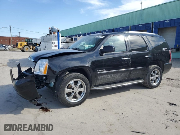 2014 GMC Yukon Denali with VIN 1GKS2EEF6ER141322, listed as a Copart auction lot 47565585 with 155,321 mi miles and Salvage Title. Bid and sale history available at carsss.com. Image 1.