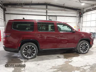 2022 Jeep Wagoneer Series III with VIN 1C4SJVDT4NS113100, listed as a IAAI auction lot 41727706 with 64,694 mi miles and . Bid and sale history available at DreamBid. Image 13.