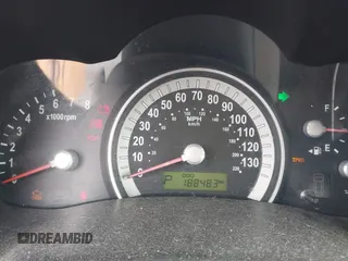 2007 Hyundai Entourage GLS z VIN KNDMC233976027957, wystawiony jako IAAI lot #41560350 z przebiegiem 188 483 mil mil oraz . Historia ofert i sprzedaży dostępna na DreamBid. Obrazek 7.