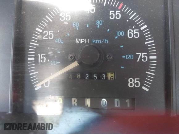 1990 Ford F-150 z VIN 1FTDF15N1LNA49113, wystawiony jako IAAI lot #42831924 z przebiegiem 48 253 mil mil oraz . Historia ofert i sprzedaży dostępna na DreamBid. Obrazek 7.