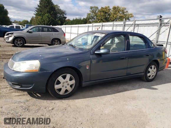 2004 Saturn L L300 1 z VIN 1G8JC54F64Y517280, wystawiony jako Copart lot #76351844 z przebiegiem 92 661 mil mil oraz Szkody całkowita. Historia ofert i sprzedaży dostępna na DreamBid. Obrazek 1.