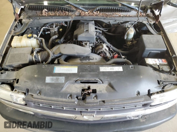 2000 Chevrolet Silverado 1500 LS with VIN 2GCEK19T9Y1374061, listed as a Copart auction lot 50147485 with 161,766 mi miles and Salvage Title. Bid and sale history available at carsss.com. Image 11.