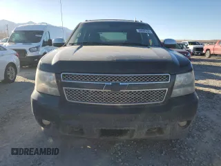 2008 Chevrolet Avalanche LTZ with VIN 3GNFK12Y48G106561, listed as a Copart auction lot 88689495 with 321,031 mi miles and Salvage Title. Bid and sale history available at DreamBid. Image 5.