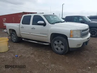2009 Chevrolet Silverado 1500 with VIN 3GCEC33J79G169282, listed as a IAAI auction lot 41387505 with 243,182 mi miles and . Bid and sale history available at DreamBid. Image 1.