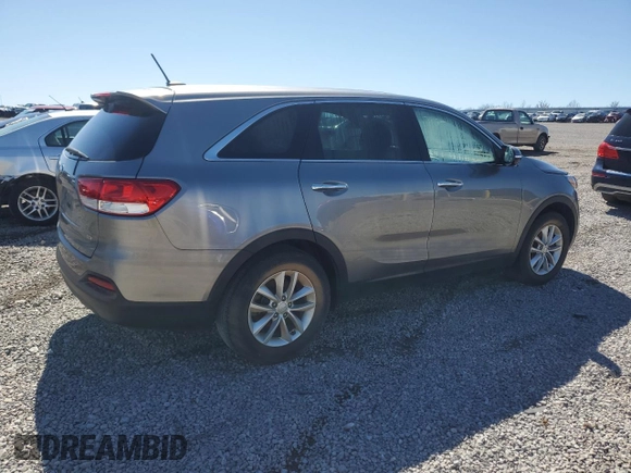 2018 Kia Sorento L with VIN 5XYPG4A30JG424560, listed as a Copart auction lot 48586195 with Not Provided miles and Salvage Title. Bid and sale history available at carsss.com. Image 3.