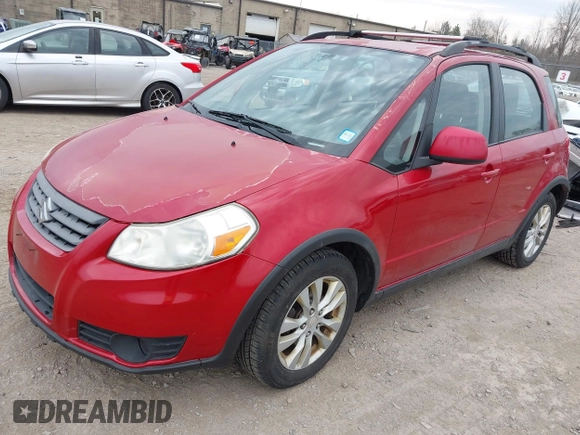 2013 Suzuki SX4 Crossover with VIN JS2YB5A37D6101984, listed as a IAAI auction lot 42121276 with 136,073 mi miles. Bid and sale history available at carsss.com. Image 2.
