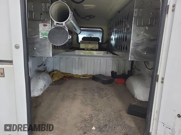 2011 Ford F-150 with VIN 1FTPF1EF3BKD95511, listed as a IAAI auction lot 42785532 with 86,006 mi miles and . Bid and sale history available at DreamBid. Image 45.