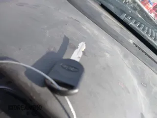 2005 Ford Explorer XLT с VIN 1FMZU73K85UB37300, выставлен на аукционе IAAI как лот 42341612 с пробегом 237 695 миль миль и . История ставок и продаж доступна на DreamBid. Изображение 11.