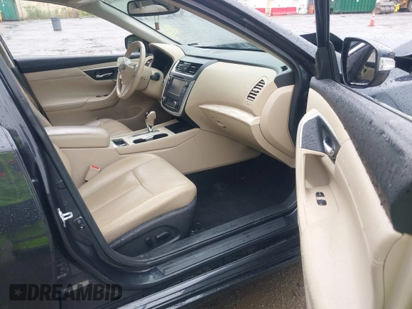 2016 Nissan Altima SR with VIN 1N4AL3AP0GC284799, listed as a IAAI auction lot 42476891 with 158,321 mi miles and . Bid and sale history available at DreamBid. Image 5.