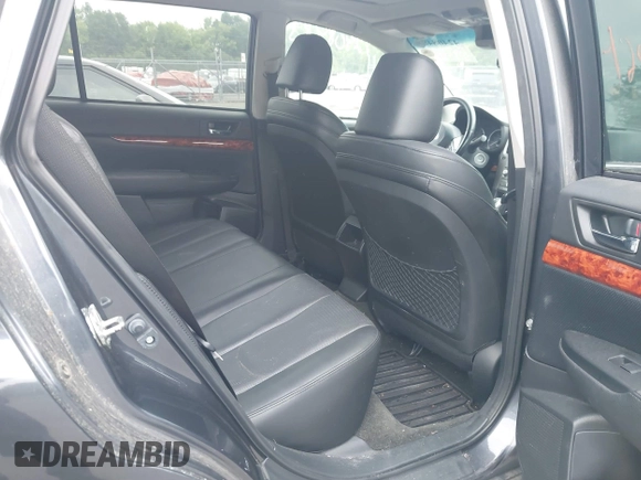 2012 Subaru Outback Limited с VIN 4S4BRDLC3C2263826, выставлен на аукционе IAAI как лот 42408483 с пробегом 201 000 миль миль и . История ставок и продаж доступна на DreamBid. Изображение 8.
