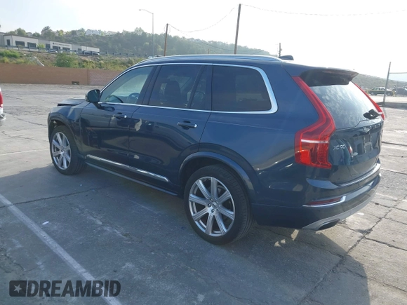 2019 Volvo XC90 Inscription with VIN YV4A22PL8K1425924, listed as a IAAI auction lot 42162668 with 159,305 mi miles. Bid and sale history available at carsss.com. Image 3.