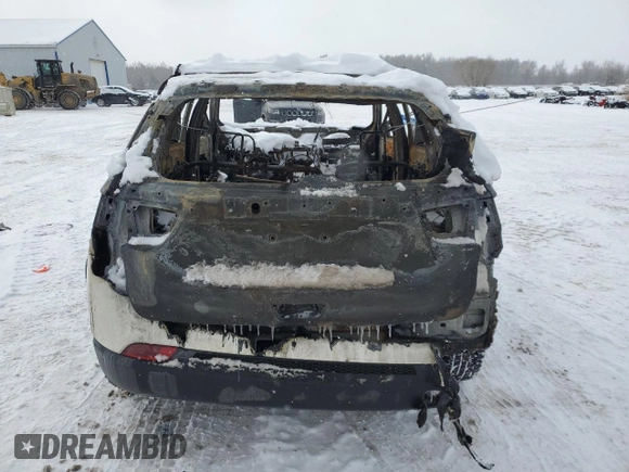 2018 Jeep Compass Limited с VIN 3C4NJCCB1JT322345, выставлен на аукционе Copart как лот 46322265 с пробегом Не указан миль и На запчасти • Non repairable. История ставок и продаж доступна на DreamBid. Изображение 6.