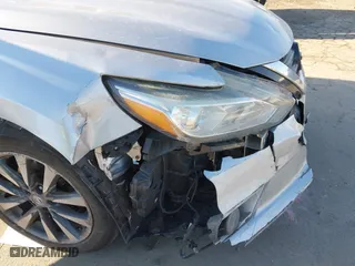 2016 Nissan Altima 2.5 SL with VIN 1N4AL3AP8GC112214, listed as a IAAI auction lot 41328138 with 131,288 mi miles. Bid and sale history available at carsss.com. Image 6.
