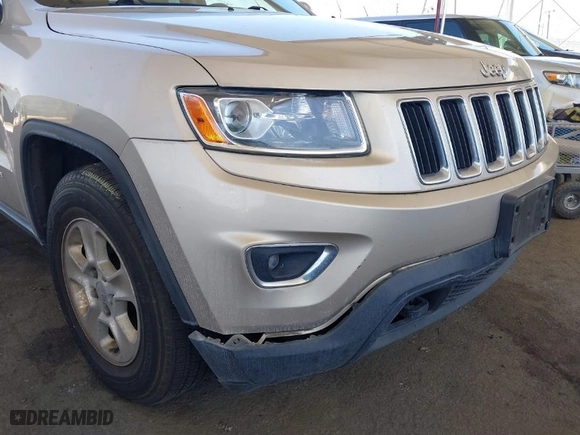 2014 Jeep Grand Cherokee Laredo with VIN 1C4RJFAG7EC380544, listed as a IAAI auction lot 42021130 with 166,589 mi miles. Bid and sale history available at carsss.com. Image 6.