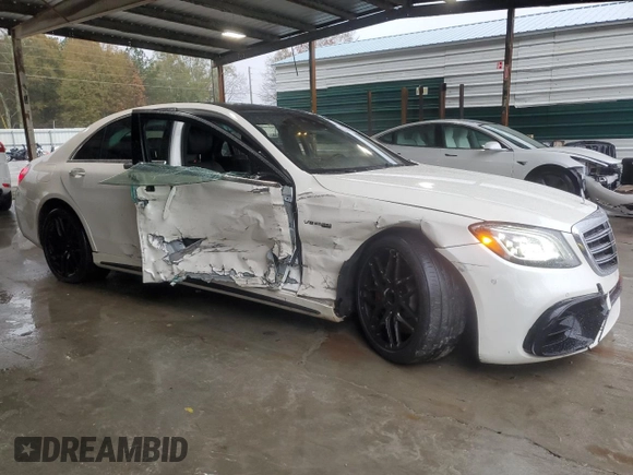 2018 Mercedes-Benz S 63 AMG with VIN WDDUG8JB2JA343602, listed as a Copart auction lot 84506804 with 103,928 mi miles and Salvage title. Bid and sale history available at DreamBid. Image 4.