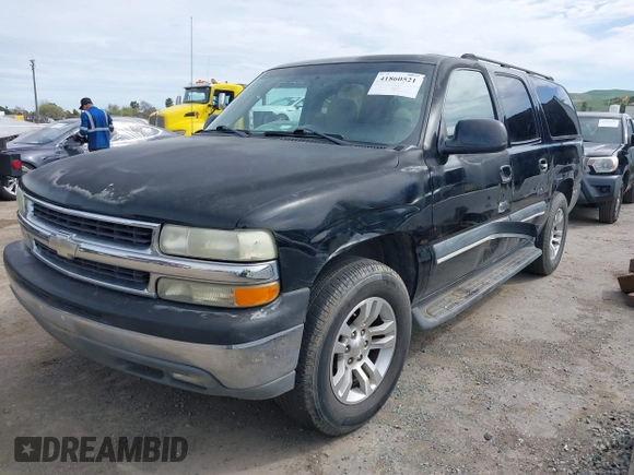 2003 Chevrolet Suburban LS with VIN 3GNEC16T03G334122, listed as a IAAI auction lot 41860521 with 195,648 mi miles. Bid and sale history available at carsss.com. Image 17.