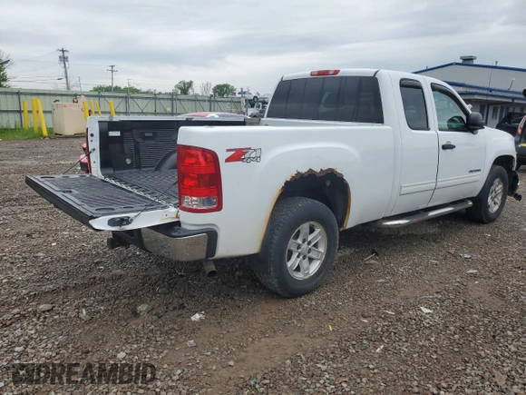 2010 GMC Sierra 1500 SLE z VIN 1GTSKVE36AZ149335, wystawiony jako Copart lot #59776005 z przebiegiem 83 381 mil mil oraz Czysty tytuł • Clean title. Historia ofert i sprzedaży dostępna na DreamBid. Obrazek 3.