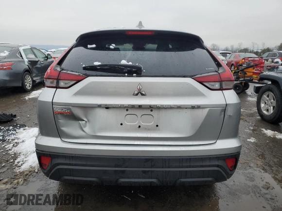 2024 Mitsubishi Eclipse Cross ES z VIN JA4ATUAA9RZ061120, wystawiony jako Copart lot #44231085 z przebiegiem 11 419 mil mil oraz Szkoda całkowita • Salvage title. Historia ofert i sprzedaży dostępna na DreamBid. Obrazek 6.