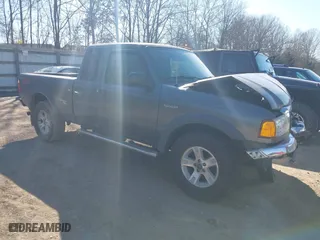 2005 Ford Ranger XLT with VIN 1FTZR45E15PA03867, listed as a IAAI auction lot 41665708 with 236,251 mi miles. Bid and sale history available at carsss.com. Image 1.