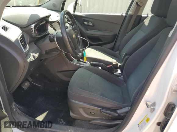 2021 Chevrolet Trax LS with VIN KL7CJKSM0MB368949, listed as a Copart auction lot 53343175 with 54,581 mi miles and Clean Title. Bid and sale history available at carsss.com. Image 7.