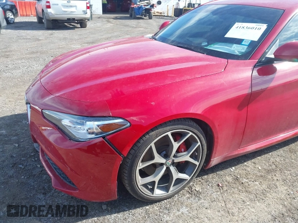 2019 Alfa Romeo Giulia z VIN ZARFAMAN7K7599097, wystawiony jako IAAI lot #41836010 z przebiegiem 32 011 mil mil oraz . Historia ofert i sprzedaży dostępna na DreamBid. Obrazek 16.