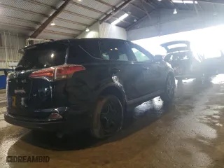 2018 Toyota RAV4 LE with VIN JTMZFREV7JJ195699, listed as a Copart auction lot 80476444 with 77,923 mi miles and Salvage Title. Bid and sale history available at carsss.com. Image 3.
