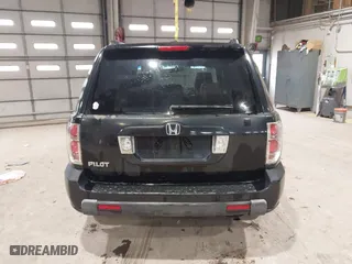 2008 Honda Pilot EX-L with VIN 5FNYF28508B018010, listed as a IAAI auction lot 41545096 with 235,798 mi miles. Bid and sale history available at carsss.com. Image 16.