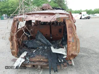 2017 Chevrolet Suburban LT with VIN 1GNSKHKC5HR235341, listed as a IAAI auction lot 42219754 with Not Provided miles and . Bid and sale history available at DreamBid. Image 15.