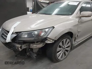 2013 Honda Accord Sdn EX-L with VIN 1HGCR2F84DA093540, listed as a IAAI auction lot 41933156 with 63,100 mi miles. Bid and sale history available at carsss.com. Image 6.