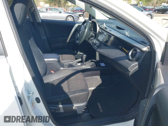 2015 Toyota RAV4 LE с VIN JTMBFREV1FJ040865, выставлен на аукционе IAAI как лот 42209659 с пробегом 109 868 миль миль и . История ставок и продаж доступна на DreamBid. Изображение 5.