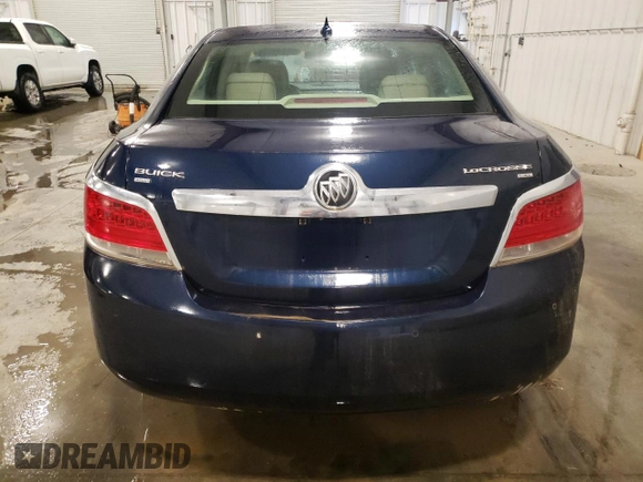 2010 Buick LaCrosse z VIN 1G4GD5GG5AF221123, wystawiony jako Copart lot #89388825 z przebiegiem 246 759 mil mil oraz Szkoda całkowita • Salvage title. Historia ofert i sprzedaży dostępna na DreamBid. Obrazek 6.