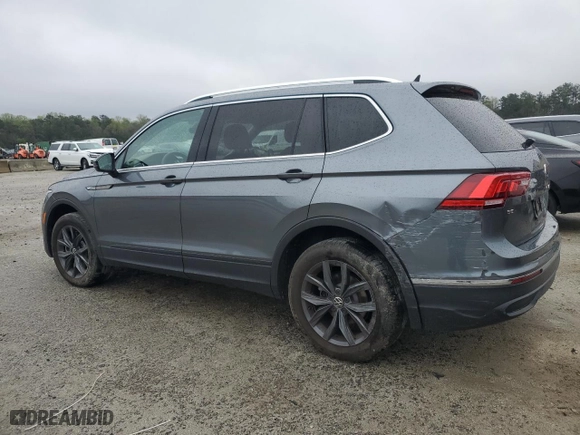 2023 Volkswagen Tiguan SE with VIN 3VVNB7AX9PM074210, listed as a Copart auction lot 50204305 with 15,220 mi miles and Clean Title. Bid and sale history available at carsss.com. Image 2.