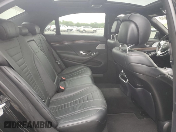 2018 Mercedes-Benz S 560 z VIN WDDUG8DB6JA373973, wystawiony jako Copart lot #58555605 z przebiegiem Nie podano mil oraz Szkoda całkowita • Salvage title. Historia ofert i sprzedaży dostępna na DreamBid. Obrazek 10.