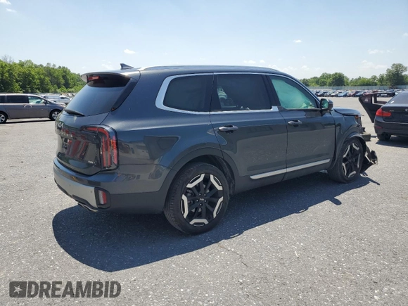 2024 Kia Telluride EX with VIN 5XYP3DGC0RG483526, listed as a Copart auction lot 62360355 with 13,498 mi miles and Salvage title. Bid and sale history available at DreamBid. Image 3.