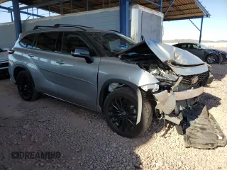 2023 Toyota Highlander L with VIN 5TDKDRAH0PS021900, listed as a Copart auction lot 54471235 with 24,021 mi miles and Salvage title. Bid and sale history available at DreamBid. Image 4.