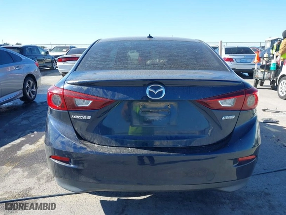 2015 Mazda Mazda3 i Touring with VIN 3MZBM1V78FM155441, listed as a IAAI auction lot 41266397 with 186,704 mi miles. Bid and sale history available at carsss.com. Image 15.