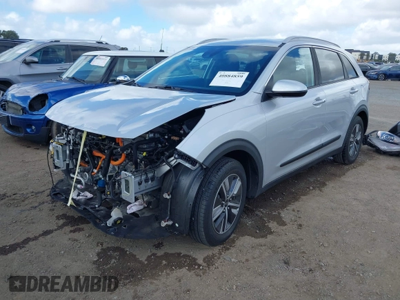 2021 Kia Niro LX with VIN KNDCB3LC2M5472028, listed as a IAAI auction lot 40884859 with 19,985 mi miles. Bid and sale history available at carsss.com. Image 19.